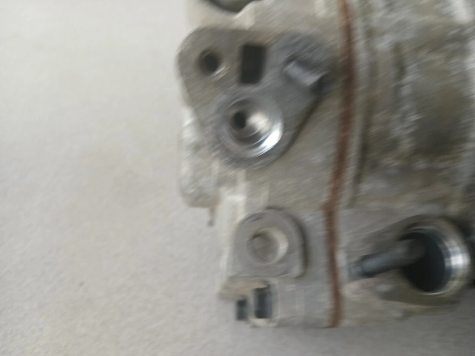 2012 Hyundai Santa fe A/C compressor jy9ae-02 - Image 9
