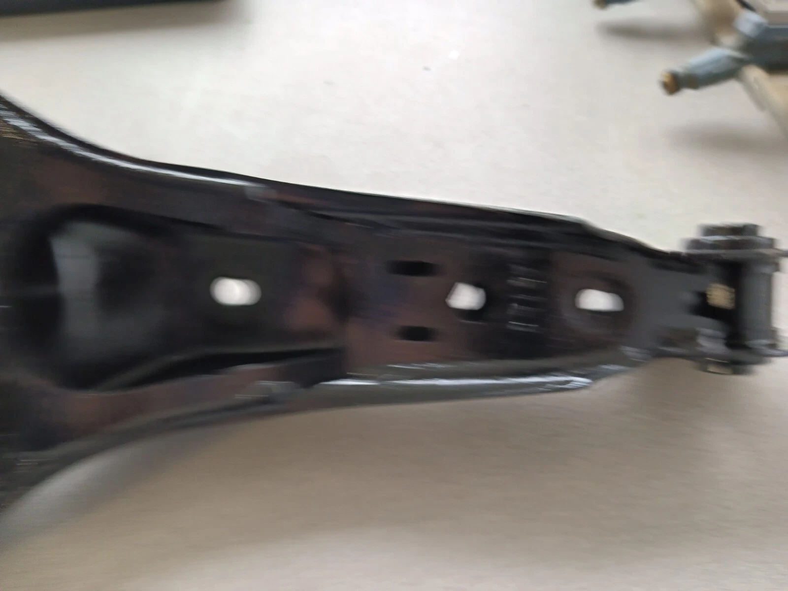 2012 FORD FOCUS LH LOWER CONTROL ARM REAR - Image 8
