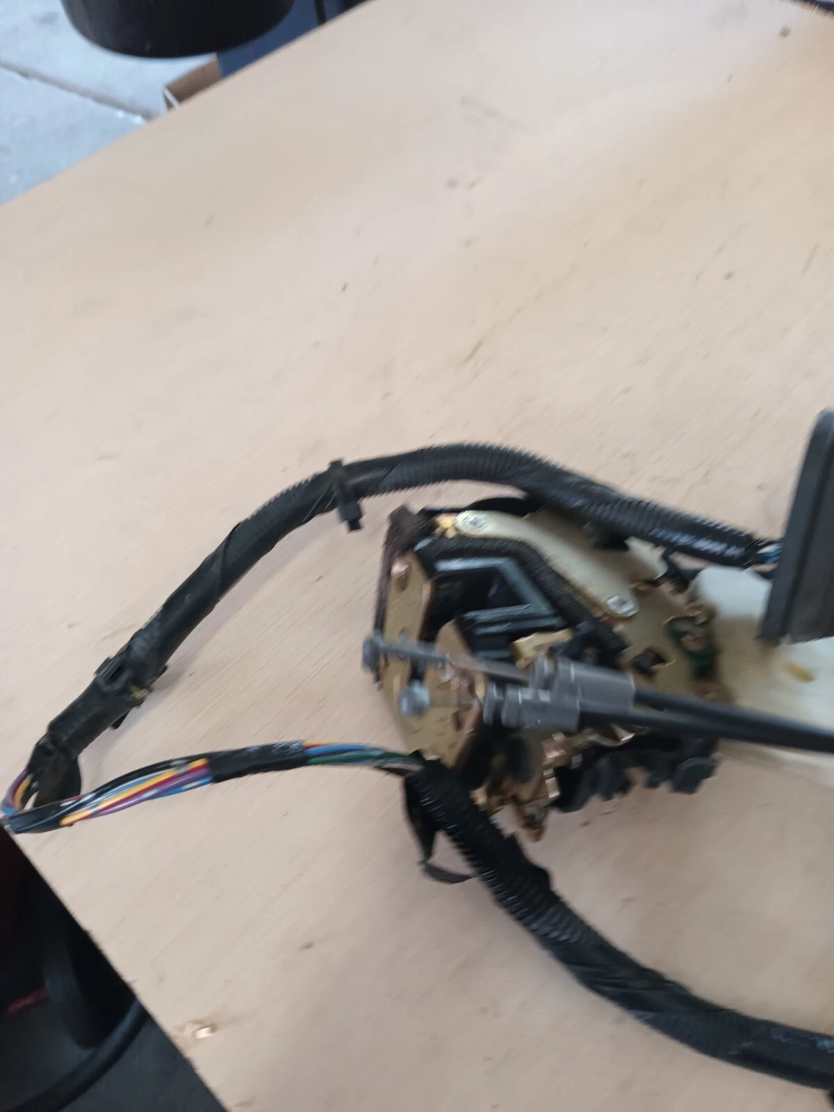 2006 NISSAN ALTIMA LH REAR DOOR LATCH WITH ACTUATOR - Image 7