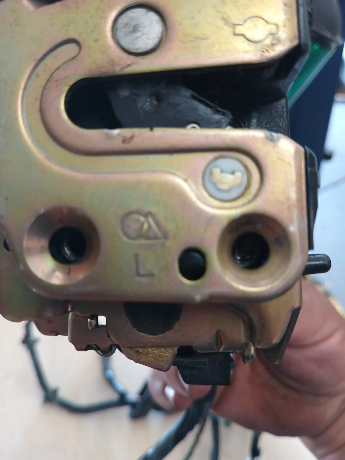 2006 NISSAN ALTIMA LH REAR DOOR LATCH WITH ACTUATOR - Image 3