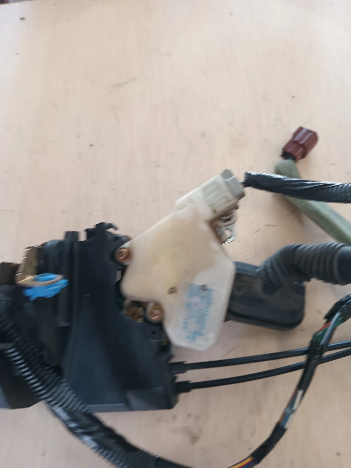 2006 NISSAN ALTIMA LH REAR DOOR LATCH WITH ACTUATOR - Image 2